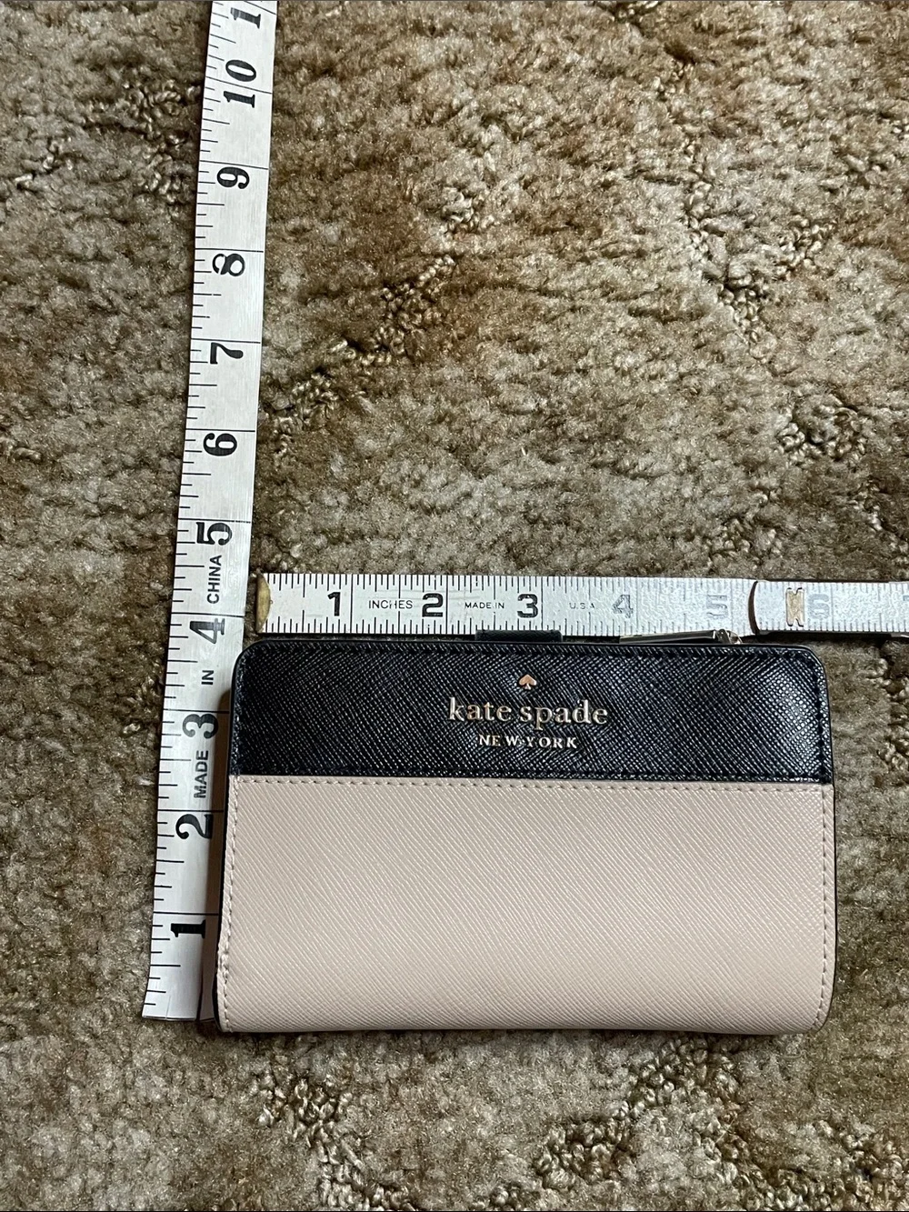 NWT Kate Spade Staci Colorblock Medium Compact Bifold Wallet in Warmbeige Black